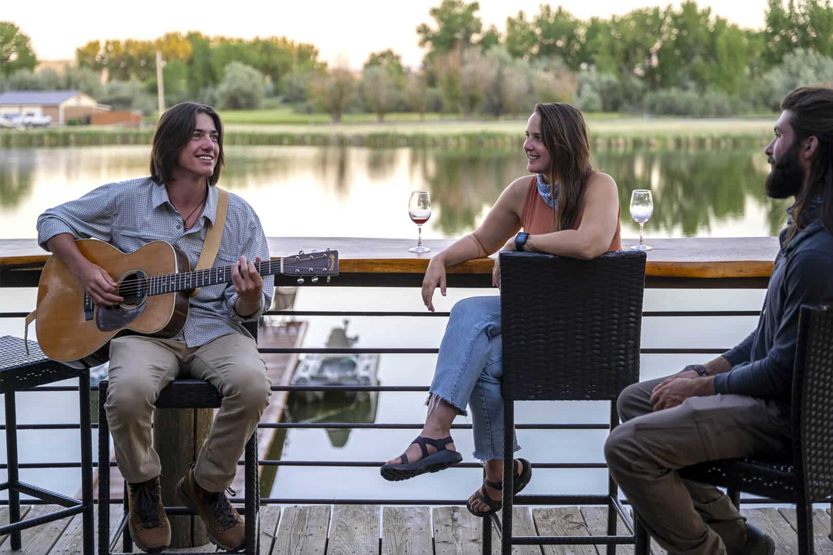 Jam and have fun with your friends at bighorn river lodge. 