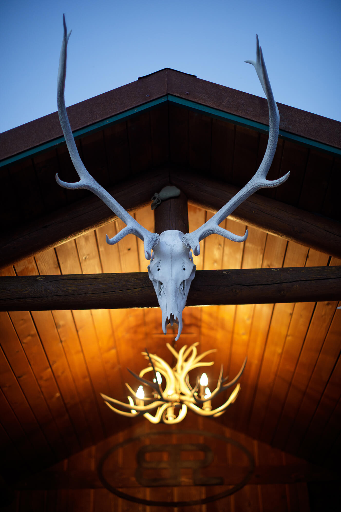 Accommodating atmosphere of bighorn river lodge